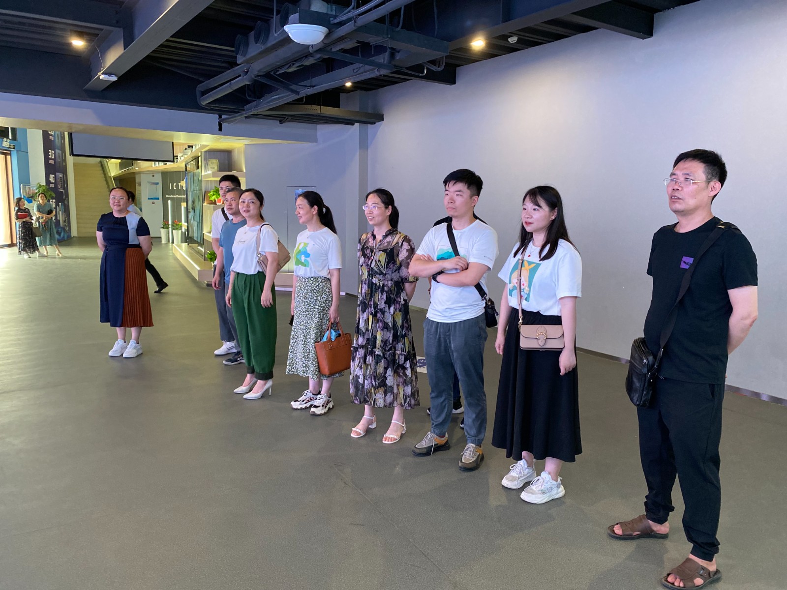 《粤嵌教育》湖南工程学院工训中心胡慧主任一行赴粤嵌科技湖南分公司指导考察